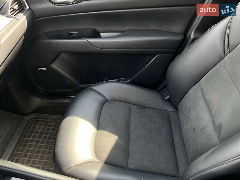 Внедорожник / Кроссовер Mazda CX-5 2018 в Львове