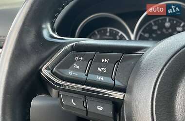 Позашляховик / Кросовер Mazda CX-5 2018 в 