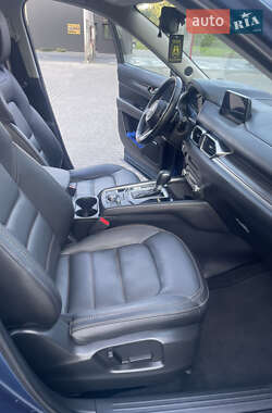 Позашляховик / Кросовер Mazda CX-5 2020 в 