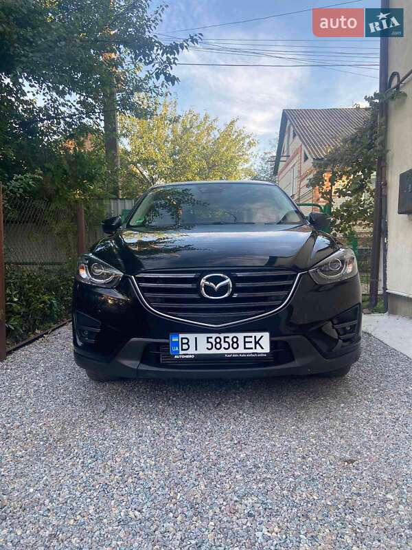 Позашляховик / Кросовер Mazda CX-5 2016 в 