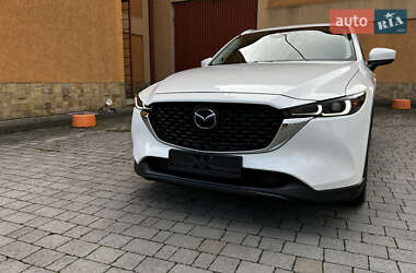 Позашляховик / Кросовер Mazda CX-5 2022 в 