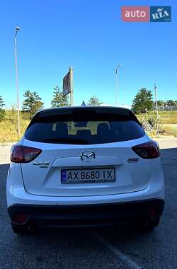 Позашляховик / Кросовер Mazda CX-5 2013 в 