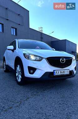 Позашляховик / Кросовер Mazda CX-5 2013 в 