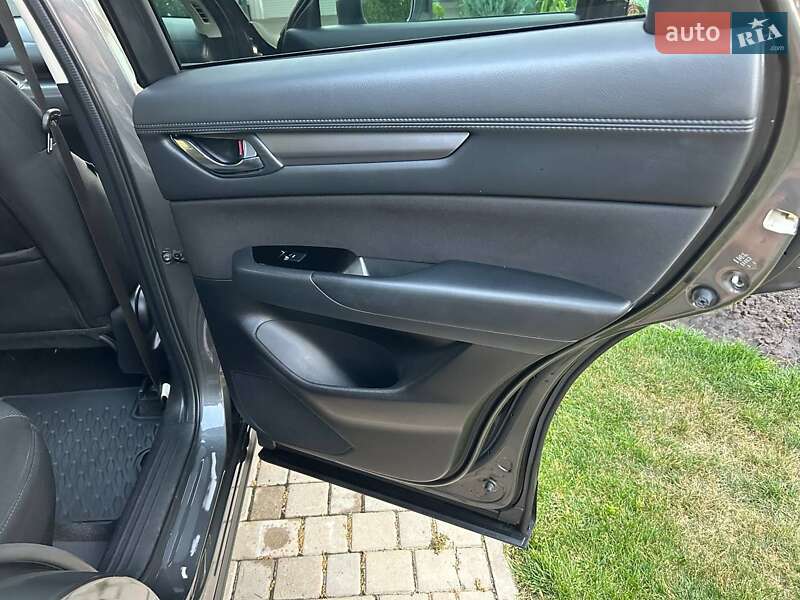 Позашляховик / Кросовер Mazda CX-5 2018 в Миргороді