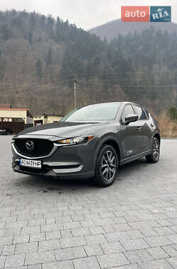 Позашляховик / Кросовер Mazda CX-5 2017 в 