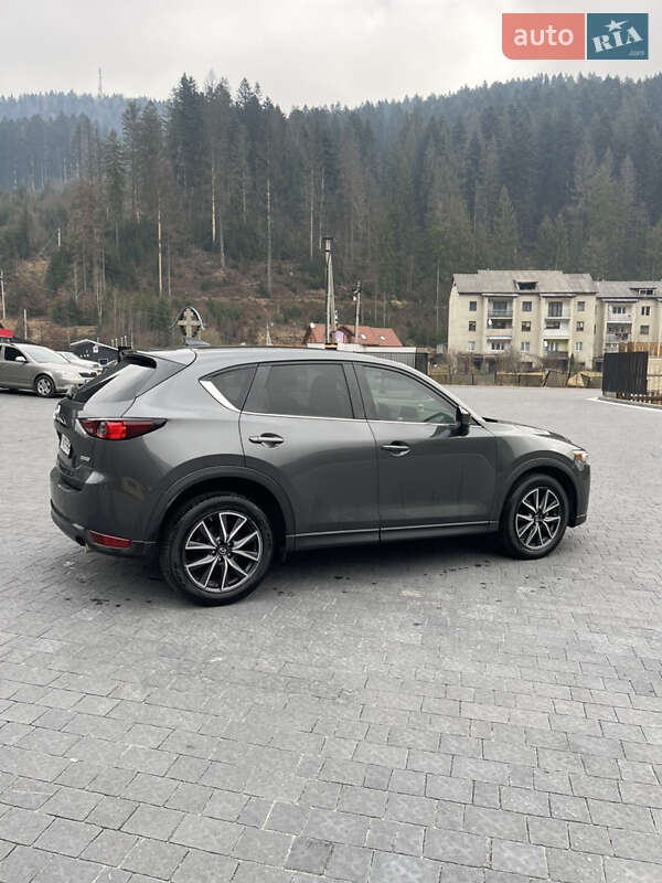 Внедорожник / Кроссовер Mazda CX-5 2017 в Межгорье