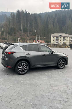 Позашляховик / Кросовер Mazda CX-5 2017 в 