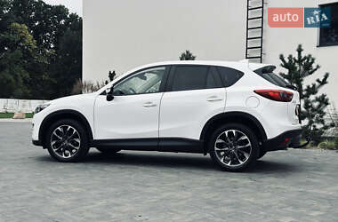Позашляховик / Кросовер Mazda CX-5 2015 в 