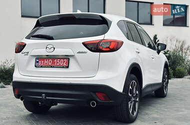 Позашляховик / Кросовер Mazda CX-5 2015 в 