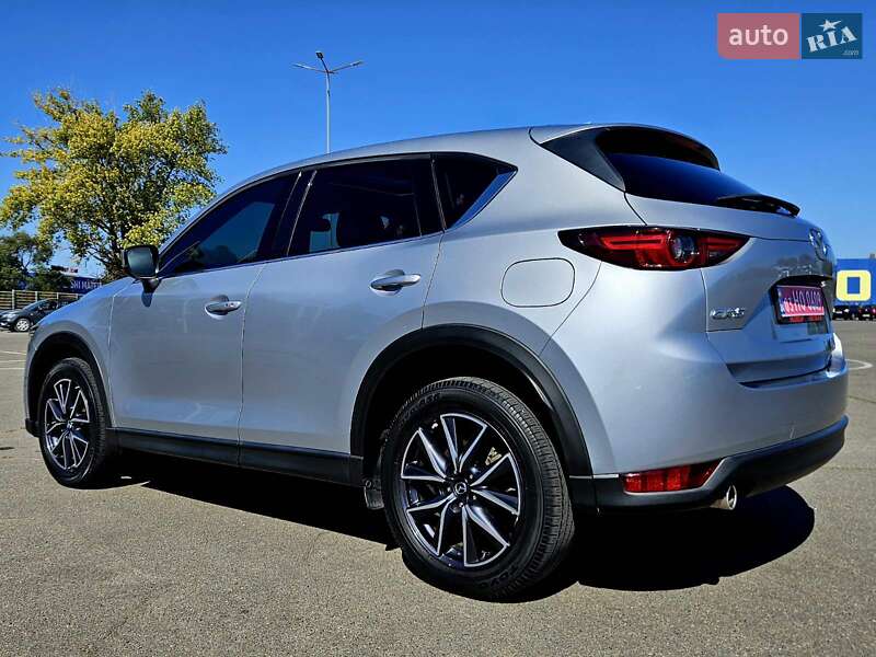 Позашляховик / Кросовер Mazda CX-5 2017 в Дніпрі