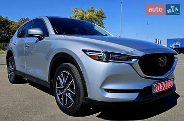 Позашляховик / Кросовер Mazda CX-5 2017 в 