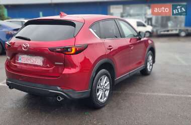 Позашляховик / Кросовер Mazda CX-5 2022 в 