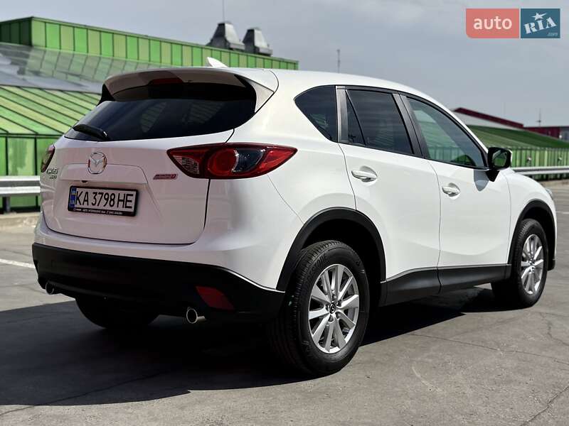 Внедорожник / Кроссовер Mazda CX-5 2017 в Киеве