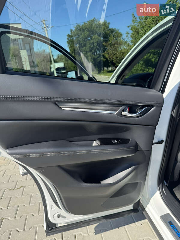 Внедорожник / Кроссовер Mazda CX-5 2018 в Черновцах
