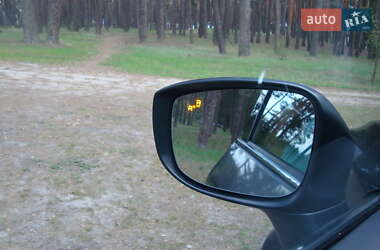 Позашляховик / Кросовер Mazda CX-5 2020 в 