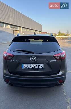 Позашляховик / Кросовер Mazda CX-5 2016 в 