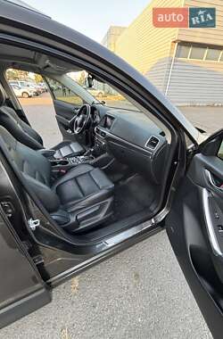Позашляховик / Кросовер Mazda CX-5 2016 в 