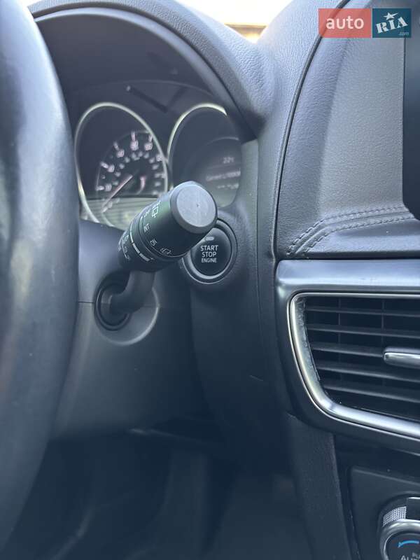 Позашляховик / Кросовер Mazda CX-5 2016 в Дніпрі