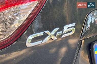 Позашляховик / Кросовер Mazda CX-5 2014 в 