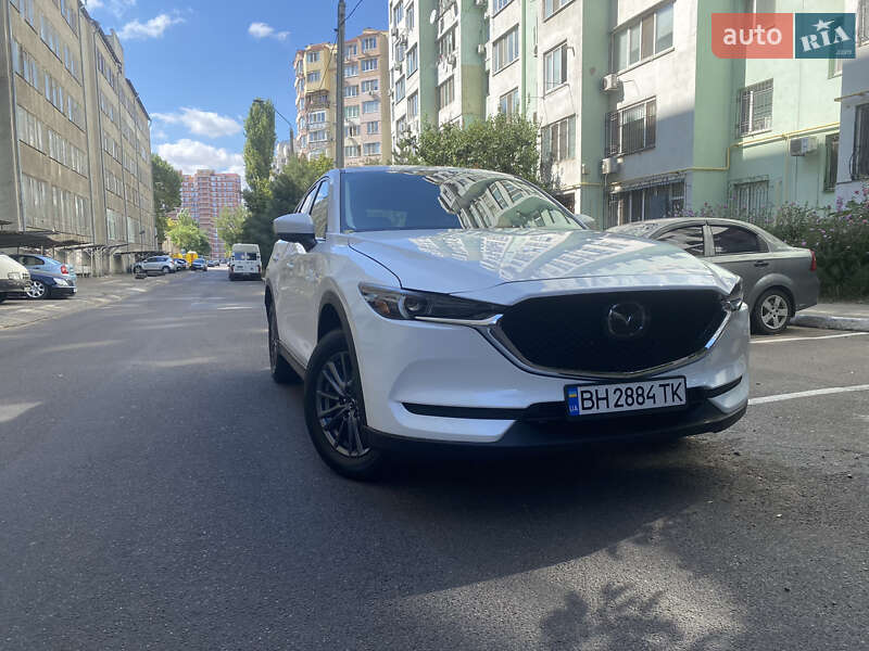 Позашляховик / Кросовер Mazda CX-5 2020 в 