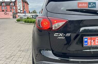 Позашляховик / Кросовер Mazda CX-5 2013 в 