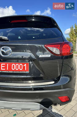 Позашляховик / Кросовер Mazda CX-5 2013 в 