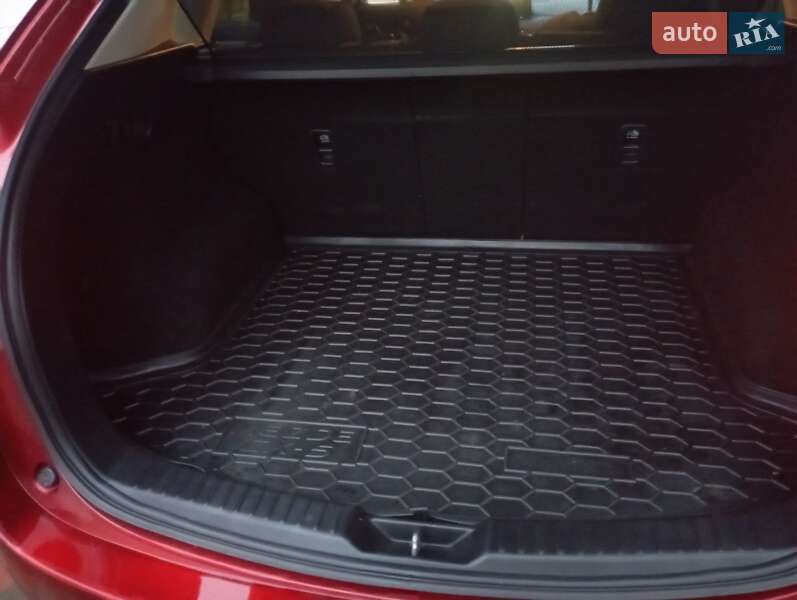 Внедорожник / Кроссовер Mazda CX-5 2018 в Синельниково фото 4 Внедорожник / Кроссовер Mazda CX-5 2018 в Синельниково