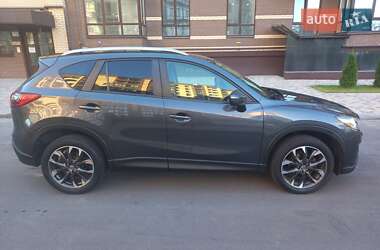 Позашляховик / Кросовер Mazda CX-5 2016 в 