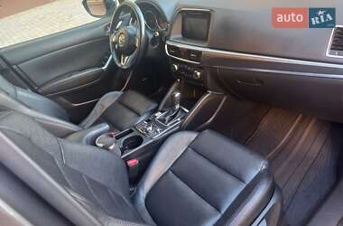 Позашляховик / Кросовер Mazda CX-5 2016 в 