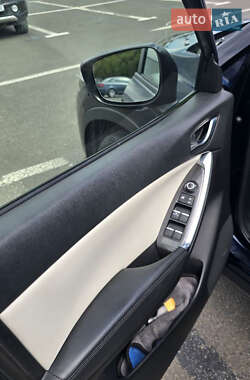 Внедорожник / Кроссовер Mazda CX-5 2016 в 