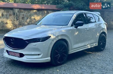 Позашляховик / Кросовер Mazda CX-5 2018 в 