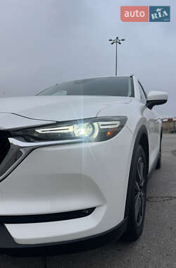 Внедорожник / Кроссовер Mazda CX-5 2018 в 