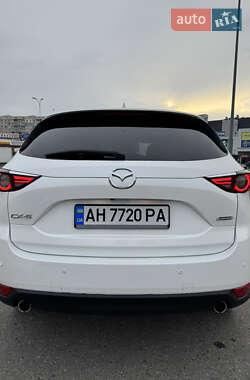 Внедорожник / Кроссовер Mazda CX-5 2018 в 