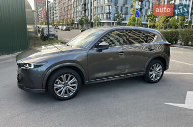 Внедорожник / Кроссовер Mazda CX-5 2023 в 