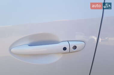 Позашляховик / Кросовер Mazda CX-5 2014 в 