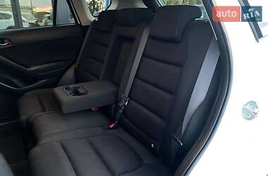 Позашляховик / Кросовер Mazda CX-5 2015 в 