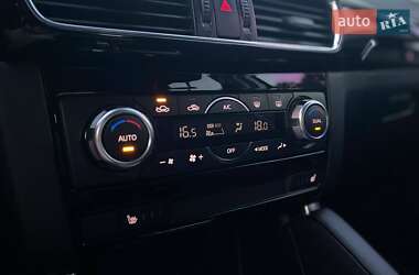Позашляховик / Кросовер Mazda CX-5 2015 в 