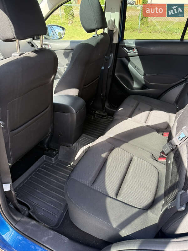 Внедорожник / Кроссовер Mazda CX-5 2012 в Новояворовске