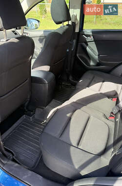 Позашляховик / Кросовер Mazda CX-5 2012 в 