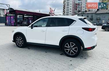 Позашляховик / Кросовер Mazda CX-5 2018 в 