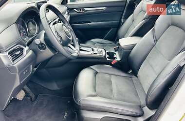 Позашляховик / Кросовер Mazda CX-5 2018 в 