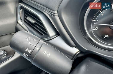 Внедорожник / Кроссовер Mazda CX-5 2023 в 