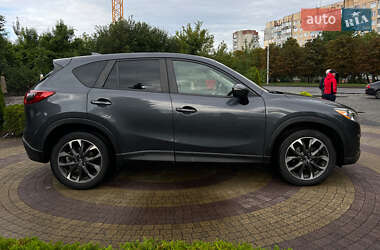 Позашляховик / Кросовер Mazda CX-5 2016 в 