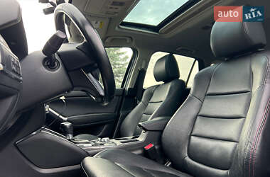 Позашляховик / Кросовер Mazda CX-5 2016 в 