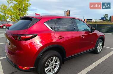 Внедорожник / Кроссовер Mazda CX-5 2017 в 