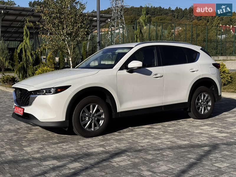 Внедорожник / Кроссовер Mazda CX-5 2023 в 