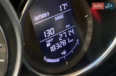 Позашляховик / Кросовер Mazda CX-5 2015 в 