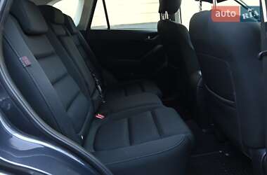 Позашляховик / Кросовер Mazda CX-5 2016 в 