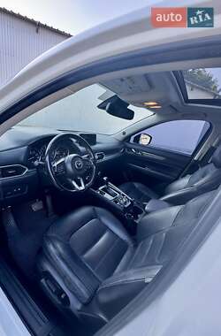 Внедорожник / Кроссовер Mazda CX-5 2017 в 