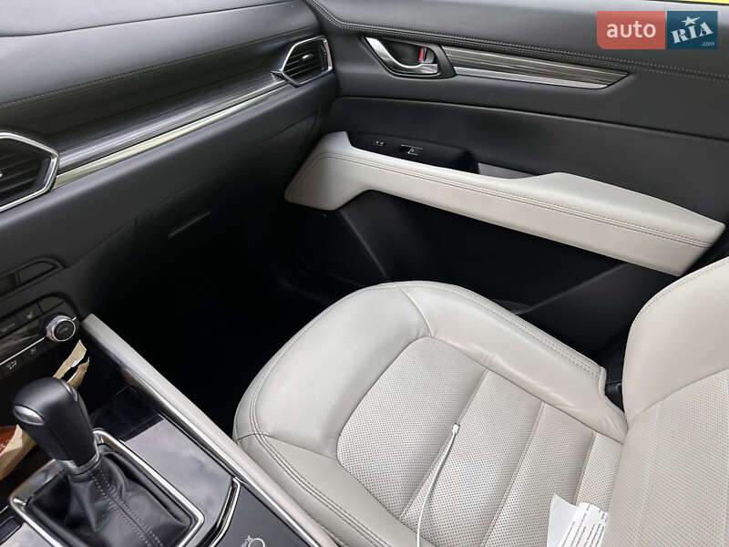 Внедорожник / Кроссовер Mazda CX-5 2019 в Харькове фото 11 Внедорожник / Кроссовер Mazda CX-5 2019 в Харькове